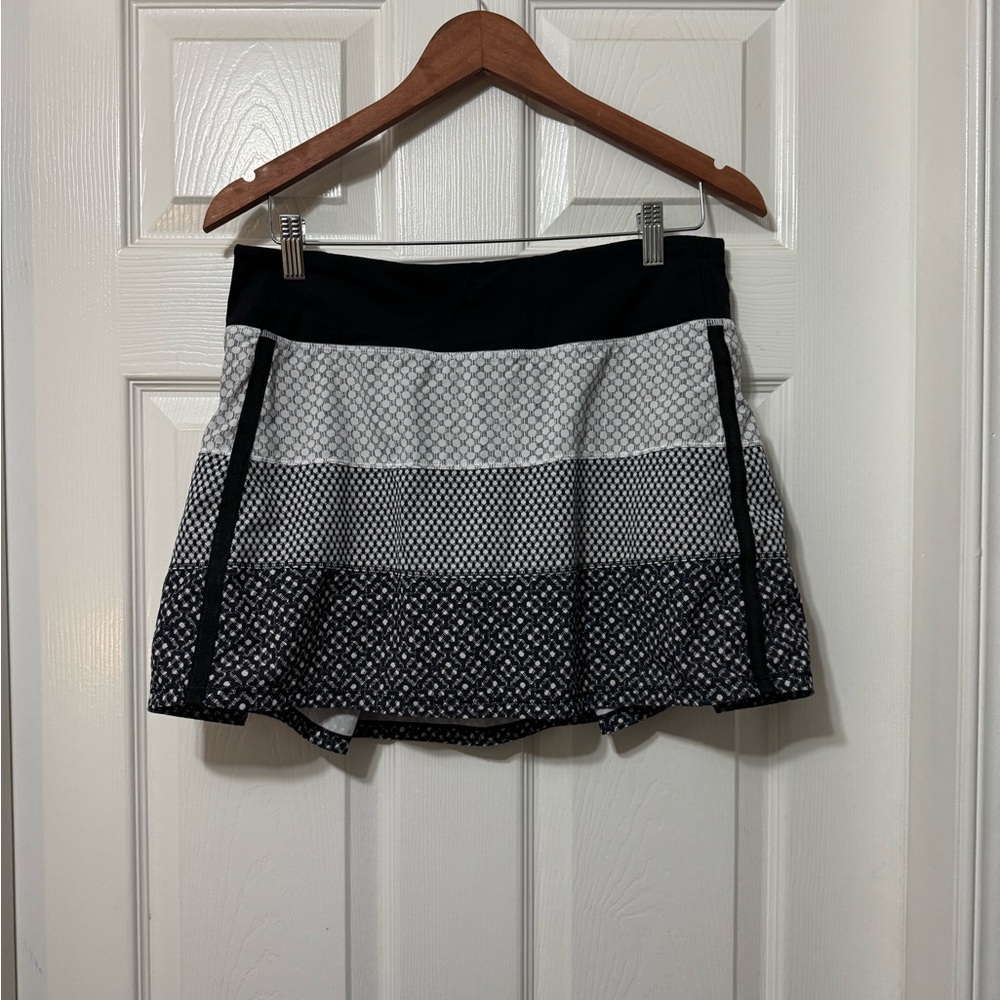 Lululemon pace rival skirt II size 8 vvguc - Picture 1 of 6